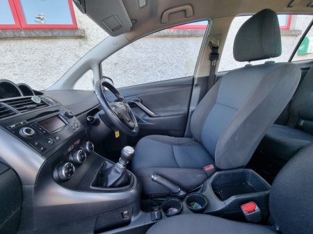 2018 Toyota Verso - thumbnail 19