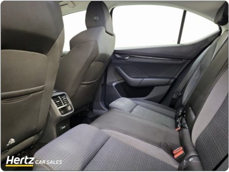 2024 Skoda Octavia - thumbnail 13