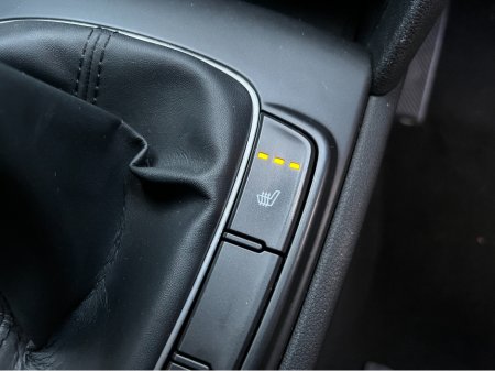 2018 Hyundai Kona KAUAI EXECUTIVE 1.0 PETROL //HEATED SEATS//REVERSE CAMERA//CARPLAY// €14,950 thumbnail