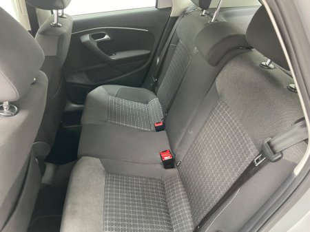 2015 Volkswagen Polo - thumbnail 19