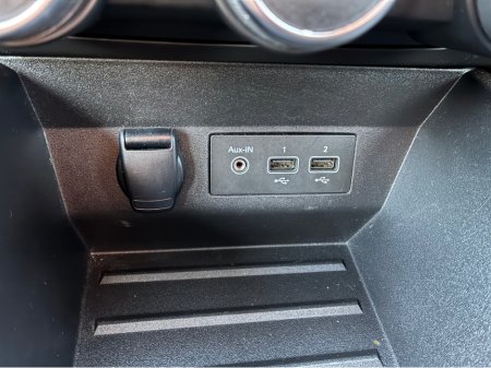 2022 Renault Clio DYNAMIQUE TCE 90 MY21.5 5 5DR €13,900 thumbnail