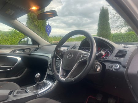 2017 Opel Insignia LIMOUS S 1.6 CDTI 136PS 4DR €9,950 thumbnail