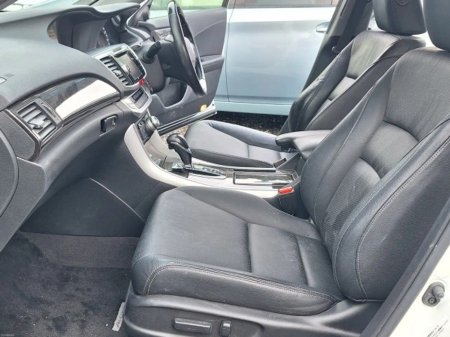 2015 Honda Accord - thumbnail 13