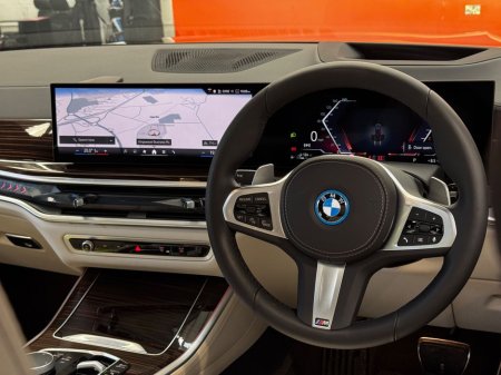 2025 BMW X5 - thumbnail 23