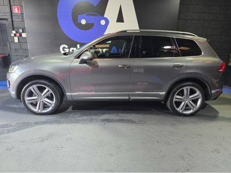 2017 Volkswagen Touareg V6 R-LINE-FULLY SERVICED WITH NEW TYRES €26,450 thumbnail