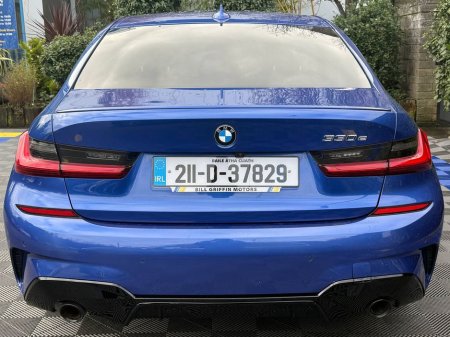2021 BMW 3 Series - thumbnail 17