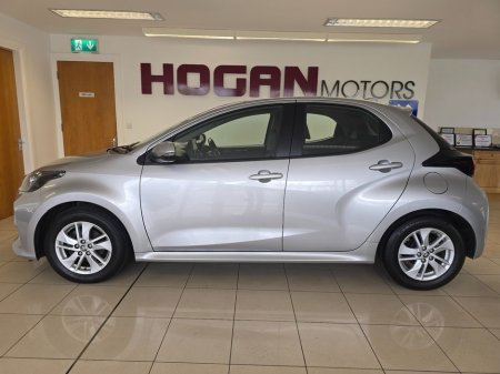 2022 Toyota Yaris - photo 4