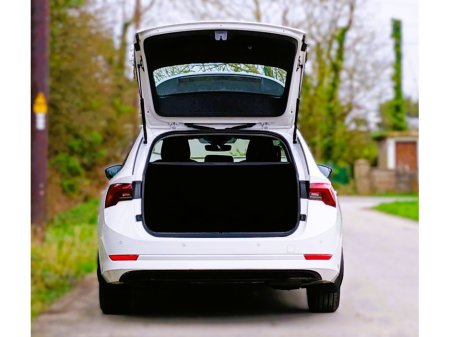 2021 Skoda Octavia - thumbnail 5