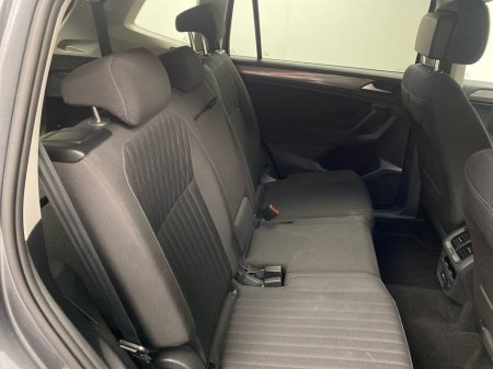 2024 Volkswagen Tiguan - thumbnail 10