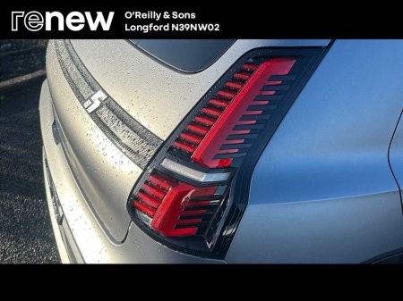 2026 Renault 5 Roland Garros 52kWh 150hp thumbnail