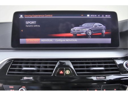 2021 BMW 5 Series - thumbnail 16