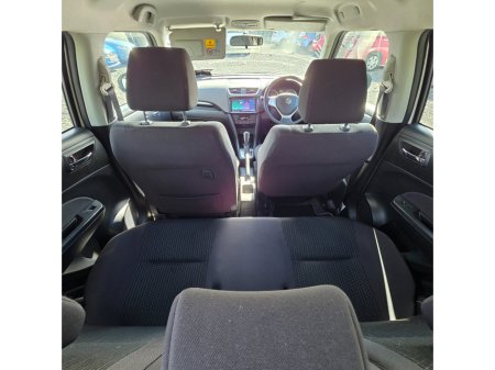 2016 Suzuki Swift - thumbnail 14