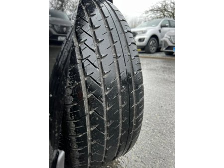 2018 Volvo S60 - thumbnail 15