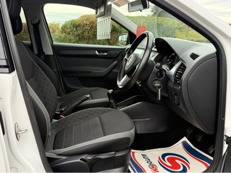 2019 Skoda Fabia - thumbnail 8