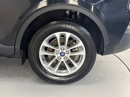 2023 Ford Kuga TITANIUM 2.5 PHEV**DIGITAL DASH**MULTIFUNCTIONAL STEERING WHEEL**DUAL CLIMATE CONTROL**BLUETOOTH**TOUCH SCREEN MEDIA DISPLAY**NAVIGATION**BLACK CLOTH INTERIOR**FINANCE AVAILABLE** €24,995 thumbnail