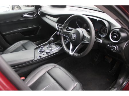 2017 Alfa Romeo Giulia 2.0L 200BHP SUPER LUXURY 4DR AUTO €22,500 thumbnail