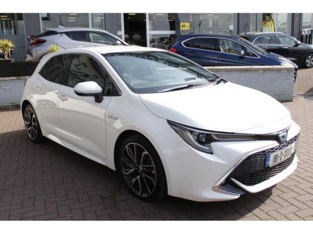 2018 Toyota Corolla - thumbnail 2