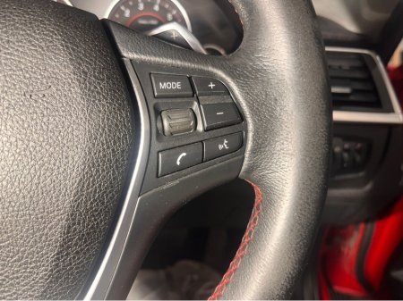 2016 BMW 3 Series - thumbnail 19