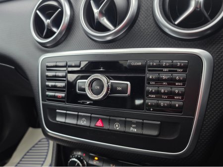 2015 Mercedes-Benz A Class A180  SUNFOOF PANO ROOF - HALF LEATHER HEATED SEATS - REV CAMERA - HI SPEC / SYSTEM LOW ROAD TAX BAND / SIMI DEALER €16,450 thumbnail