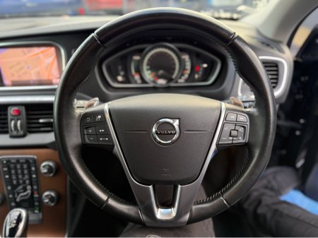 2018 Volvo V40 D4 INSCRIPTION - 2.0L DIESEL - AUTO - 12M WARRANTY - CAR: 1615 €14,950 thumbnail