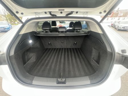 2025 MG HS Trophy thumbnail