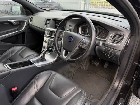 2016 Volvo V60 - thumbnail 9