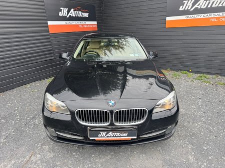 2010 BMW 5 Series - thumbnail 2