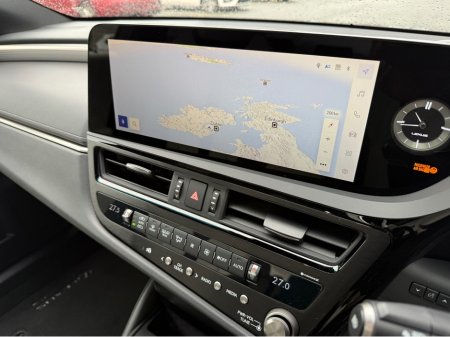 2024 Lexus ES 300 H F SPORT ES 300H 4DR AUTO €48,950 thumbnail