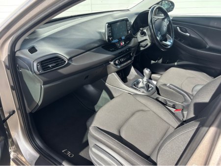 2020 Hyundai i30 - thumbnail 10