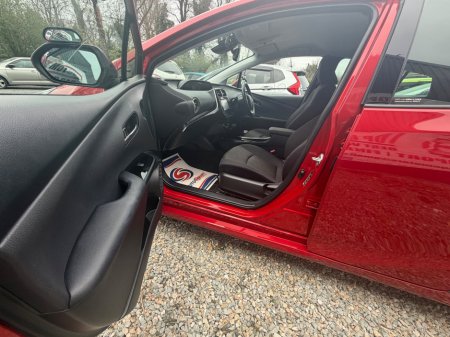 2019 Toyota Prius - thumbnail 21