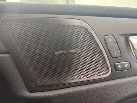 2026 Volvo XC60 - thumbnail 25