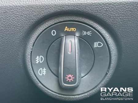 2019 Volkswagen up! 1.0 5DR AUTOMATIC   **HEATED SEATS** €11,995 thumbnail