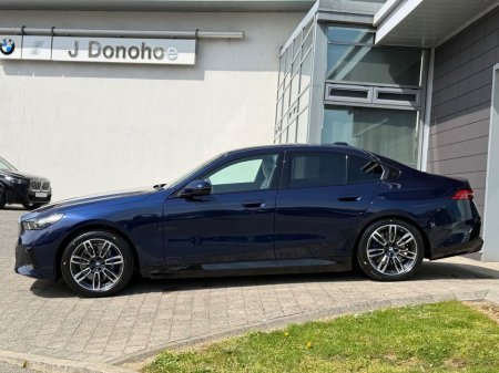 2026 BMW 5 Series - photo 3