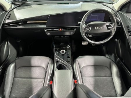 2023 Kia Niro - thumbnail 9