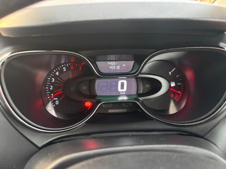 2016 Renault Captur INTENSE TCE 90    PETROL  LOW  MILEAGE €9,950 thumbnail