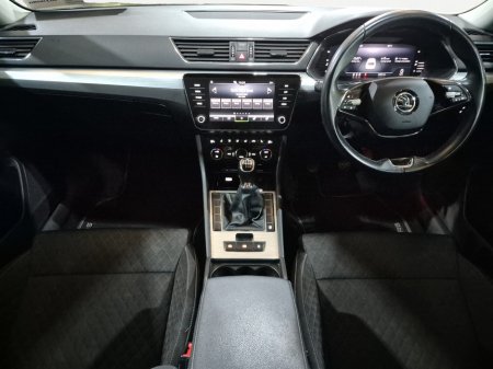 2021 Skoda Superb - thumbnail 13