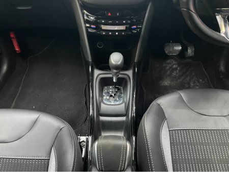 2017 Peugeot 2008 €12950 2017 PEUGEOT 2008 CROSS CITY 1.2 AUTOMATIC / CRUISE CONTROL AND MORE €12,950 thumbnail