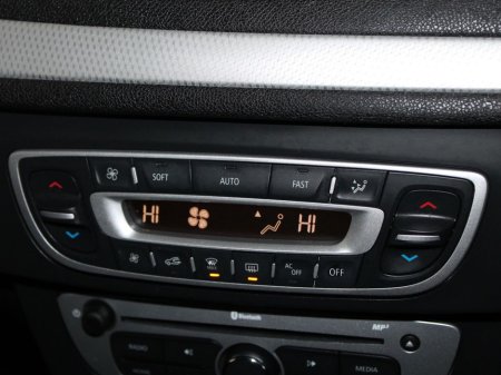 2015 Renault Fluence - thumbnail 19