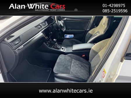 2023 Skoda Superb - thumbnail 18