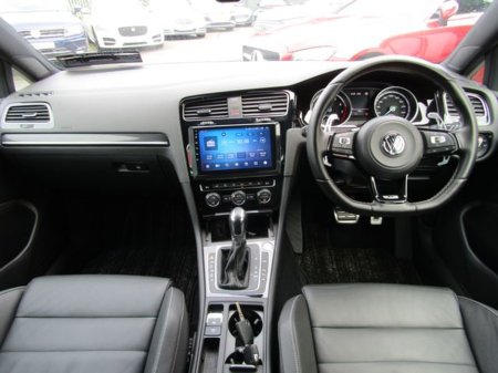 2015 Volkswagen Golf GOLF R ESTATE AWD 5DR Auto €21,950 thumbnail