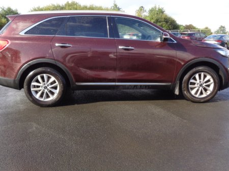 2017 Kia Sorento 7 SEATER Platinum 4X2 5DR €21,900