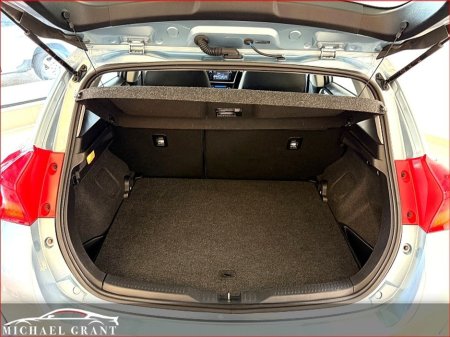 2014 Toyota Auris - thumbnail 19