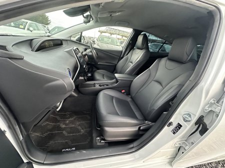 2021 Toyota Prius - thumbnail 10