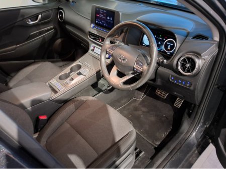 2022 Hyundai Kona EXECUTIVE 39kW -1 Owner - €16,950 thumbnail