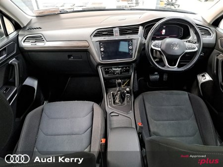 2022 Volkswagen Tiguan Allspace 2.0TDI 150BHP ELEGANCE AUTOMATIC €37,900 thumbnail
