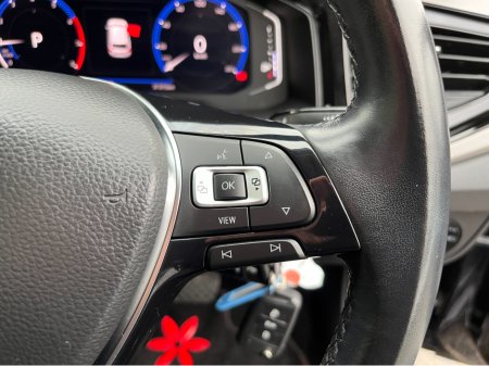 2020 Volkswagen Polo COMFORTLINE AUTOMATIC 1.0 PETROL //LOW MILES//REVERSE CAMERA//ADAPTIVE CRUISE CONTROL//WIRELESS PHONE CHARGING// €17,950 thumbnail