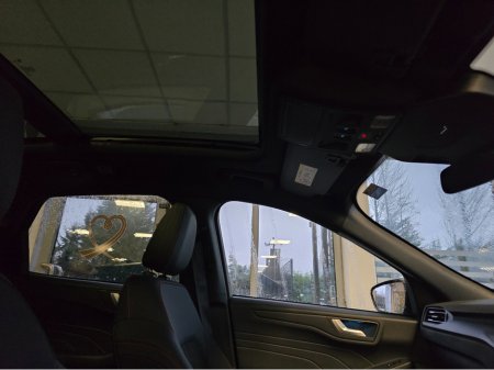 2025 Ford Kuga ST-LINE X PAN ROOF €42,900 thumbnail