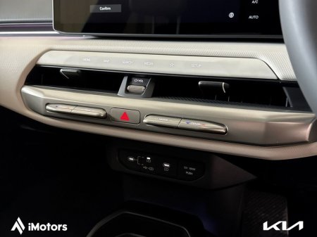 2025 Kia EV4 - thumbnail 24