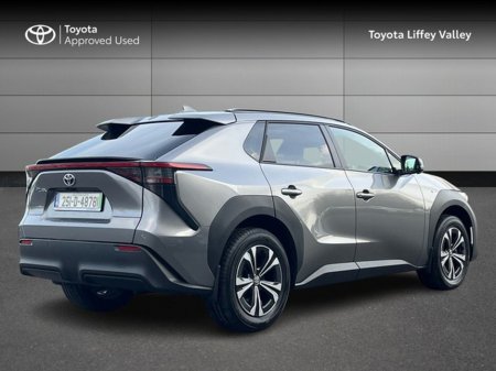 2025 Toyota bZ4X - thumbnail 2