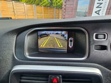 2019 Volvo V40 - thumbnail 30